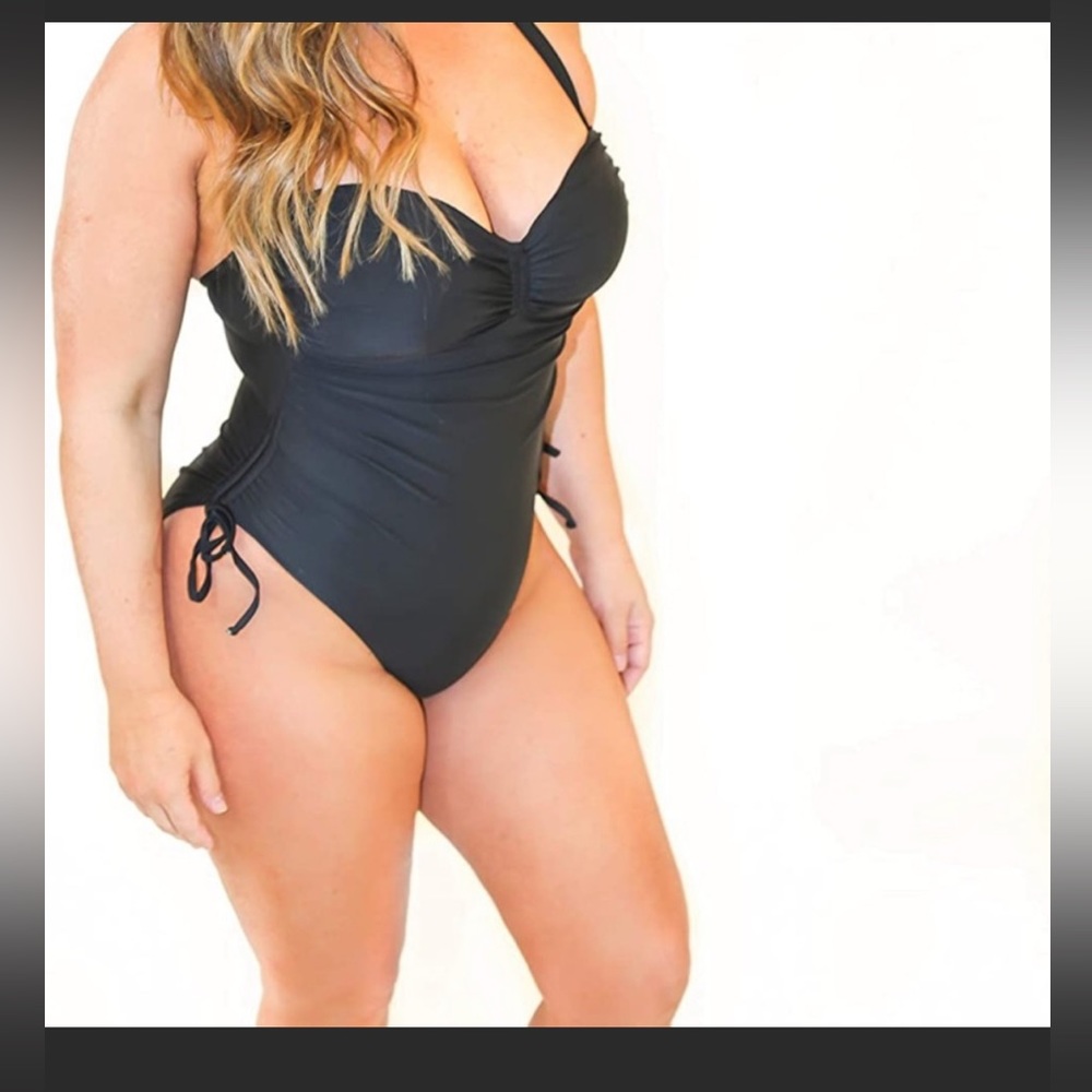 Sun Kitten Swimwear Swimsuit Size S The Housewife One-Piece Black